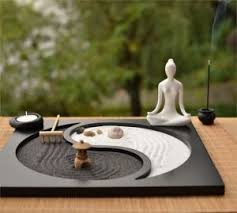 10 Present Baumstamm Dekorieren Garten Garten Ideen In 2020 Zen Garten Mini Zen Garten Zen
