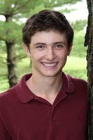 Vincent Knott's Instagram, Twitter & Facebook