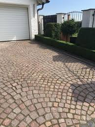 Auffahrt Aus Pflastersteinen Auffahrt Pflastersteinen Garten Pflaster Einfahrt Landschaftsbau Pflastersteine