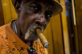 Raúl põe fim à era Castro e espera que tudo fique na mesma