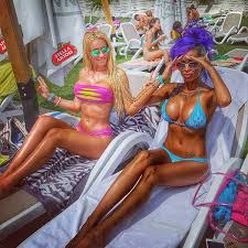 See more ideas about blonde, hottest babes, backless dress formal. Poza Cu Loredana Chivu Ask Fm Alinagrigoree