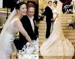 Michael Douglas And Catherine Zeta Jones Douglas And Zeta Jones Wed In A 1 5 Mill Famous Wedding Dresses Expensive Wedding Dress Most Expensive Wedding Dress