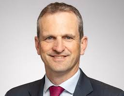 Investec adds two new MDs to its PLC Advisory team