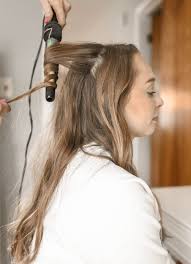 Best hair salon near me. Visit Best Hair Salons Near Me To Maintain Healthy Hair Brid Portred