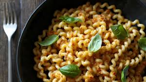 Siciliansk Pasta Oppskrift Nigella Fusilli Basilikum