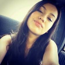 Erika Ainslie's Instagram, Twitter & Facebook