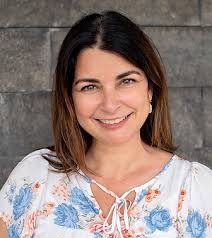 Laura Napolitano's Instagram, Twitter & Facebook