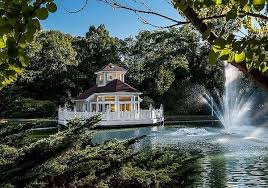 50 cent vende mansao por um sexto do preco e doa dinheiro para caridade mansoes de celebridades mansao 50 cent