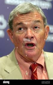 Senator kit bond r mo senator hi-res stock photography and images