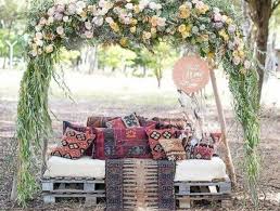 1001 Idees Pour Fabriquer Un Banc En Palette Charmant Mariage Kinfolk Mariage Boheme Idees De Mariage