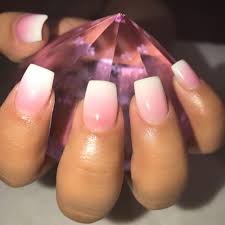 Ombre is posible with any colors😍 watch me work! Short Square Pink White Ombre Light Pink Acrylic Nails Short Square Acrylic Nails Pink Acrylic Nails