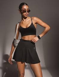 How To Style A Tennis Skirt: 6 Tennis Skirt Outfit Ideas | Gymshark Central