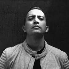 Stream Armin Van Buuren Vs Andrew Rayel