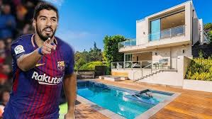 New video lionel messi's house in. Lionel Messi S House In Barcelona Inside Outside Design Youtube
