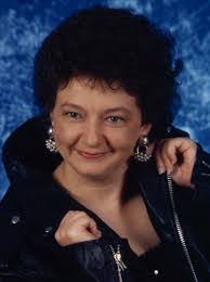 Amy Dauzat's Instagram, Twitter & Facebook