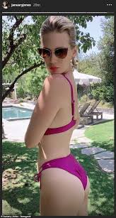 For instance, a small wall mirror works if you just want a selfie of your face, whereas you need a taller mirror if you want a picture of your whole body. January Jones Frolics Outside In The Extreme La Summer Heat In Another Scintillating Bikini Selfie Money Readsector