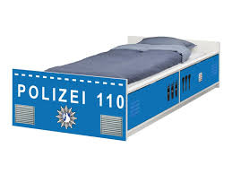Diy Polizei Mobelfolie Fur Das Kinderzimmer Damit Kannst Du Alte Mobel Neu Dekorieren Passend Zum Ikea Kinderbett Fla Kinder Bett Kinderbett Ikea Kinderbett
