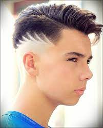 Sport These Short Haircuts For Men In 2018 Fade Haircut Undercut Long Hair Undercut Hairstyles