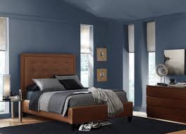 Watch bedroom paint color ideas from hgtv master bedroom paint colors 01:21 master bedroom paint colors 01:21 here are tips on choosing master bedroom paint colors and combinations. 25 Of The Best Blue Paint Options For Primary Bedrooms Home Stratosphere