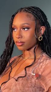 MTV Push Lok with @Renée Downer . Using @Pat McGrath Labs @TATTI LASHES  @Hourglass Cosmetics . #Makeup #Makeupartist #Glam #Flo #Beautytok  #SoftGlam #LondonMua #Patmcgrathlabs #Celebmua #Shimmereyes