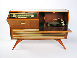 Vintage furnishings remain easily attainable and unless an original, quite affordable, as homeowners style their interiors from past and present. Mid Century Modern Wikipedia