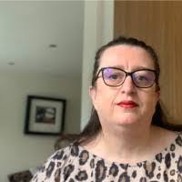 Dena Bruce's Instagram, Twitter & Facebook