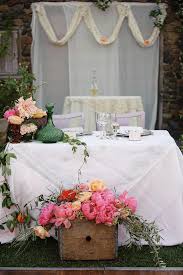 This one refuses to go over the top with simple rustic elegance. 21 Sweetheart Table Ideas For Weddings