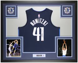 First of all, friends, sorry about my english in this video, if i said something wrong, including: Dirk Nowitzki Autographed Framed Blue Dallas Mavericks Jersey Fanatics Coa Ebay