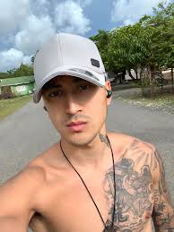 Just jogged a total of about 5.5km around our Baluarte Zoo property in a  span of 30mins. 💪 Smiling and waving to our workers, customers from the  Zoo. ❤️ As you can