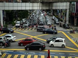 E28 jambatan sultan abdul halim mu'adzam shah (jpp2). Aliran Trafik Lembah Klang Sesak Berikutan Pkp Darurat