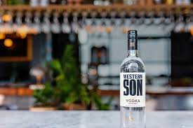 Aug 21, 2007 · there are 64 calories in 1 fluid ounce of vodka. Original Vodka Western Son Distillery