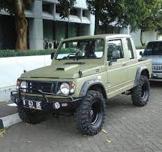 Pin By Houssem Ben Said On Voitures Et Motos Suzuki Samurai Suzuki Jimny Suzuki