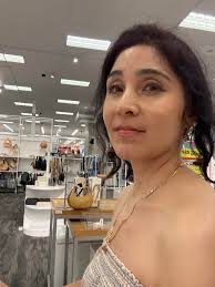 Visiting mom and having a pleasant day