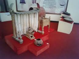 Sunan drajat was born in 1470 ce. Foto Menelusuri Jejak Wali Songo Di Makam Sunan Drajat Merdeka Com