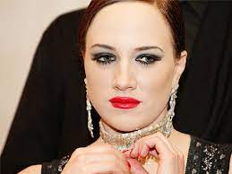 Egyáltalán nem érdekli már az alakja, és nem stresszel amiatt, hogy hogyan néz ki. Toth Gabi Kiakadt Nlc