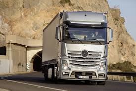 Actros Mp4 Gigaspace Mercedes Benz Trucks Mercedes Truck Big Trucks