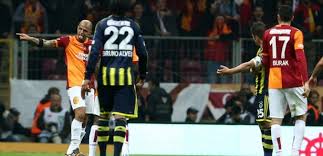 Galatasaray'ın eski futbolcusu felipe melo, fenerbahçe kaptanı emre belözoğlu'na göndermeli bir paylaşımda bulundu. Tumer Metin Melo Yu Yerden Yere Vurdu Tum Spor Haber