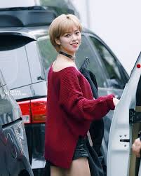 161016 Jeongyeon After Sbs Inkigayo Twice Kpop Idol Korean Jypnation Jyp Jypentertainment Nayeon Jeong Airport Style Fashion Korean Beauty Standards