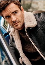 Ben Hewitt Graphic Designer