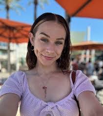 Amber Randle's Instagram, Twitter & Facebook