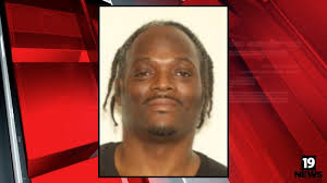 Homicide suspect known to frequent Youngstown wanted by Marshals