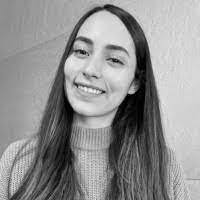 Arlette Duran's Instagram, Twitter & Facebook