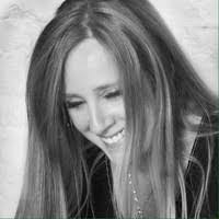 Angie Jenkison's Instagram, Twitter & Facebook