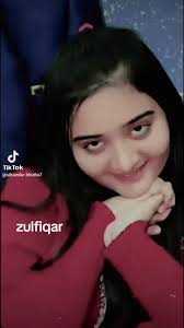 Ayesha Zulfiqar Anchor