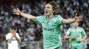 It has been nothing short of a stellar year for croatia's golden boy luka modrić. Luka Modric Sebagai Manusia Cristiano Ronaldo Bernilai 10 Bola Liputan6 Com