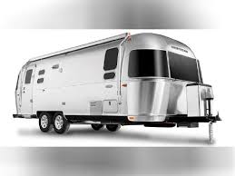 Airstreamforsale.com is the number one site online for finding airstream. Flying Cloud 27fb For Sale Airstream Rvs Rv Trader