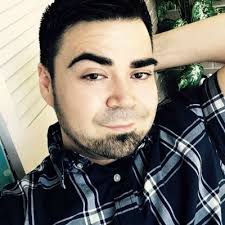 Victor Rascon (@victorvkaoz)