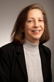 Laura Holzhauer's Instagram, Twitter & Facebook