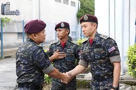 Sultan ismail petra di selamatkan oleh unit khas. 15 Anggota Utk Baru Kacak Dan Padu