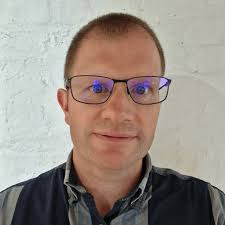 Justin Coombs's Instagram, Twitter & Facebook